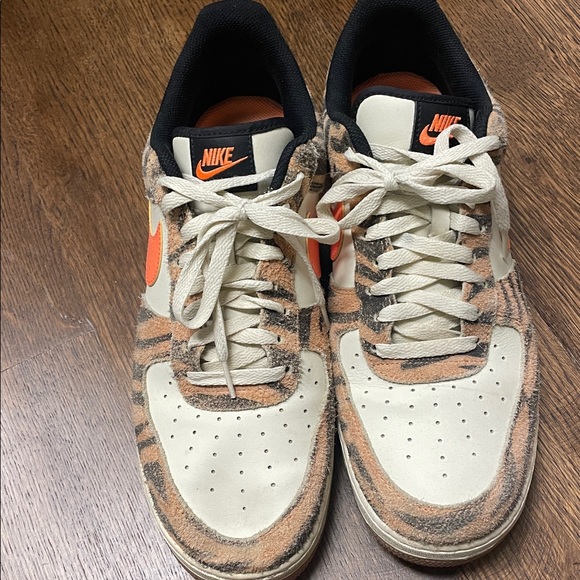 Nike Air Jordan Cream and Orange Animal Print Sneakers - Picture 2 of 4